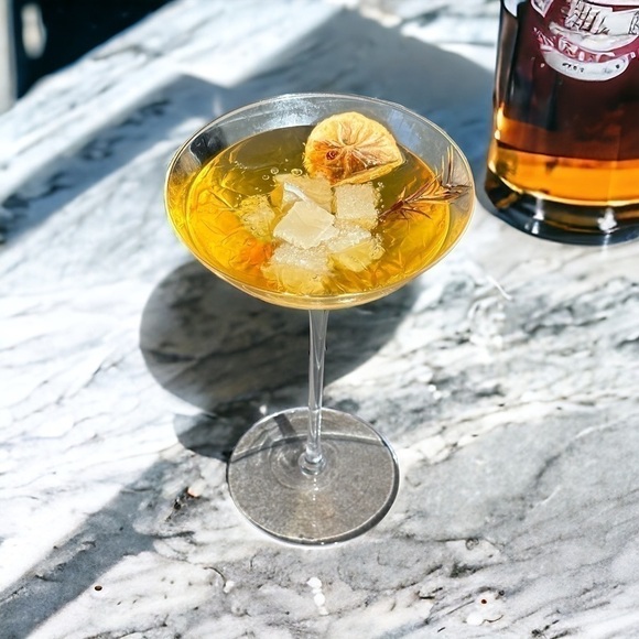 ⚠️SALE Candle // Handmade Martini Shaped Soy Wax Candle SEND OFFERS🥳 - Picture 5 of 5